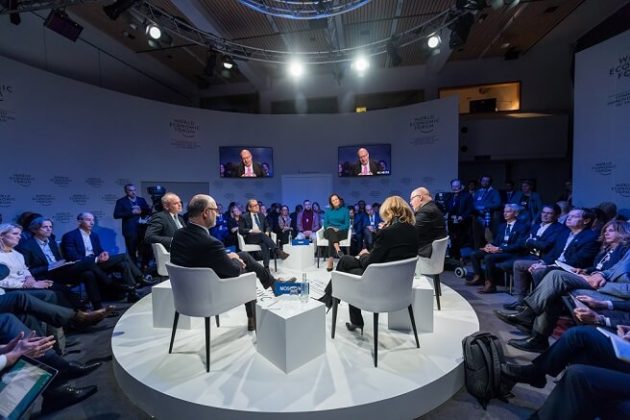 Mesa redonda características, función, participantes