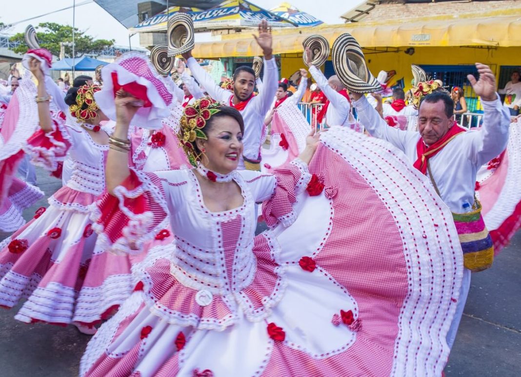 Los 25 Bailes Típicos De Colombia Más Populares